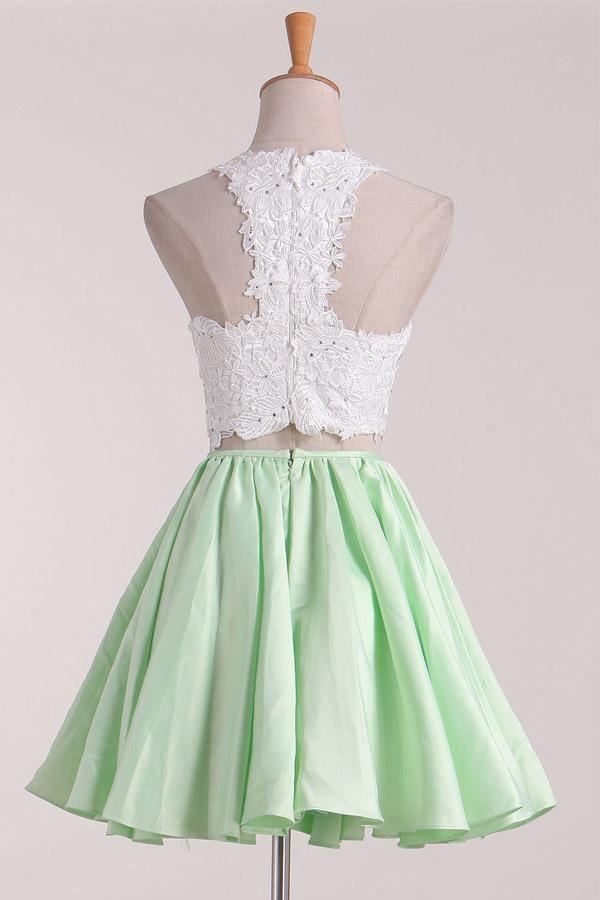 Two-Piece Scoop Homecoming Dresses A Line Satin With Applique