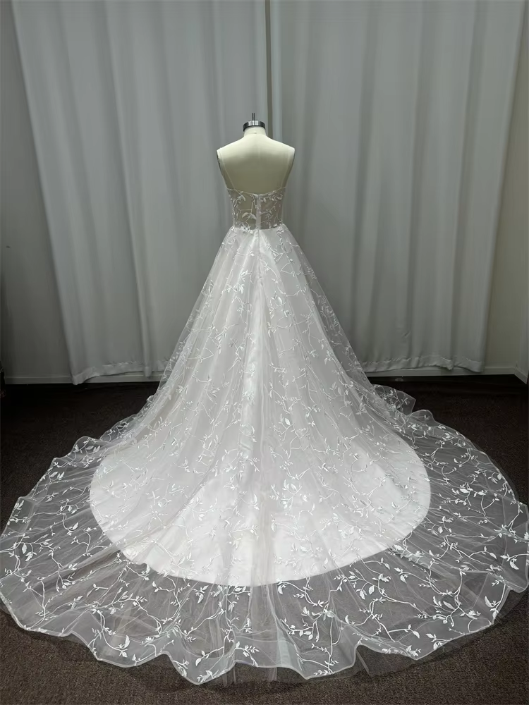 NumberSea Tulle A-line V-neck Spaghetti Straps Lace Appliques Wedding Dresses, MW863