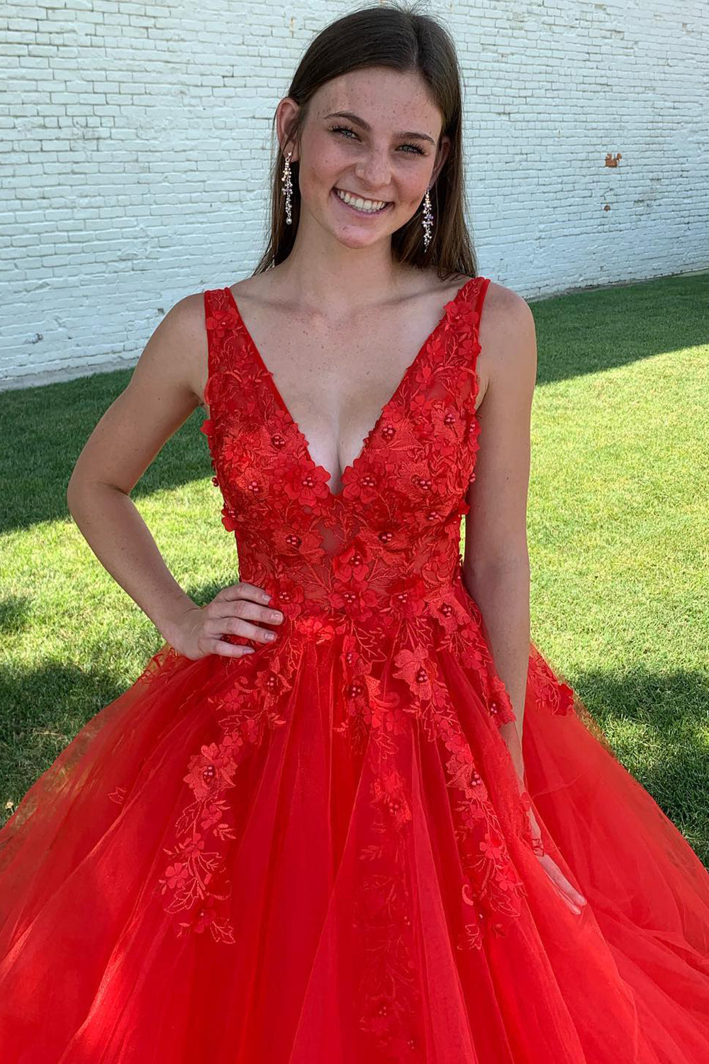 A-Line V-Neck Long Prom Dress With Appliques