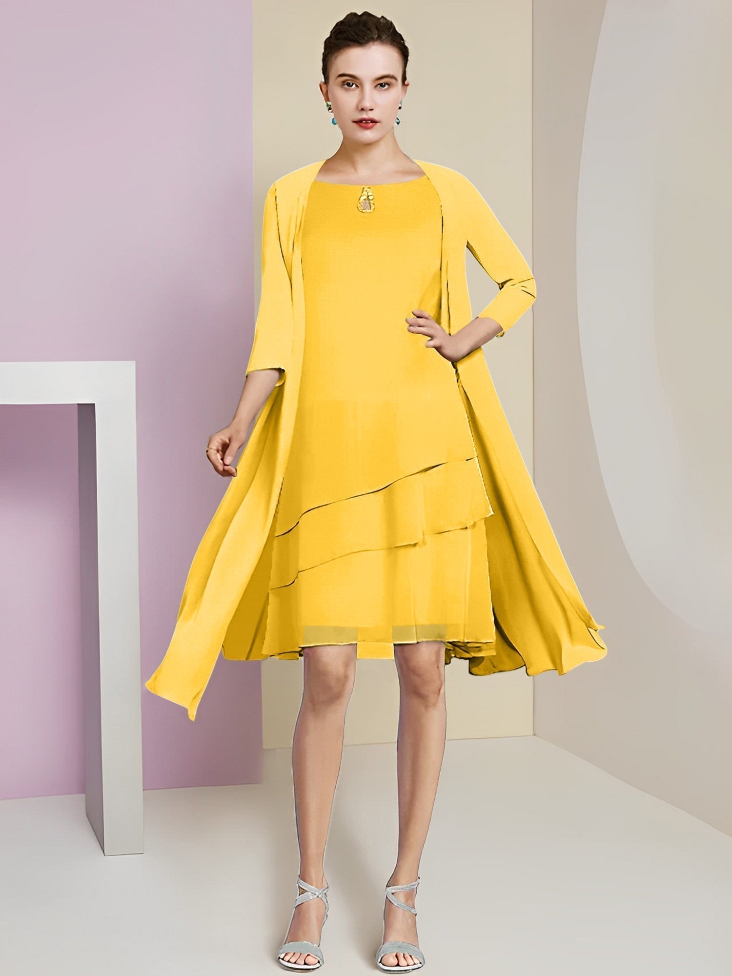 A-Line/Princess Jewel Neck Knee-Length Mother of the Bride Dresses