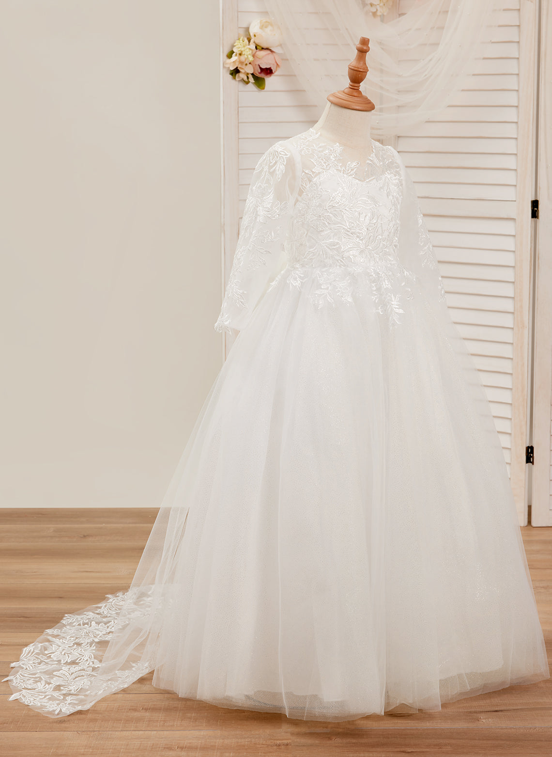 Ball-Gown Long SleevesTulle Sweep Train First Communion Flower Girl Dress