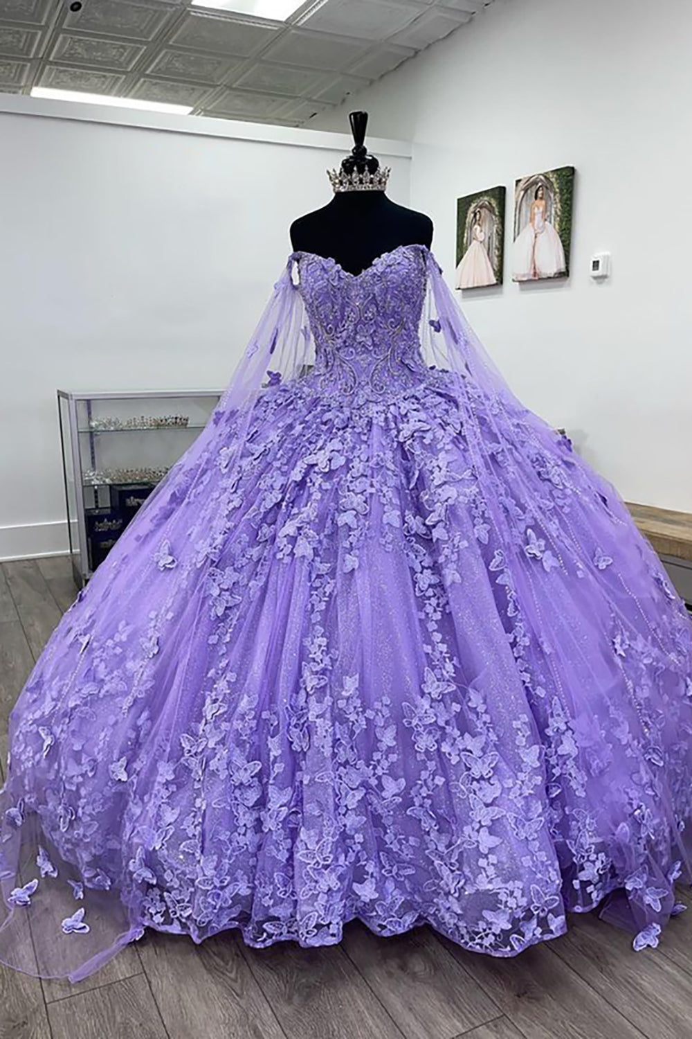 Ball Gown Spaghetti Straps Caped Tulle Quinceanera Dress with Appliques
