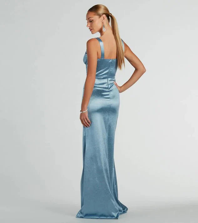 Light sequin ball dress wide