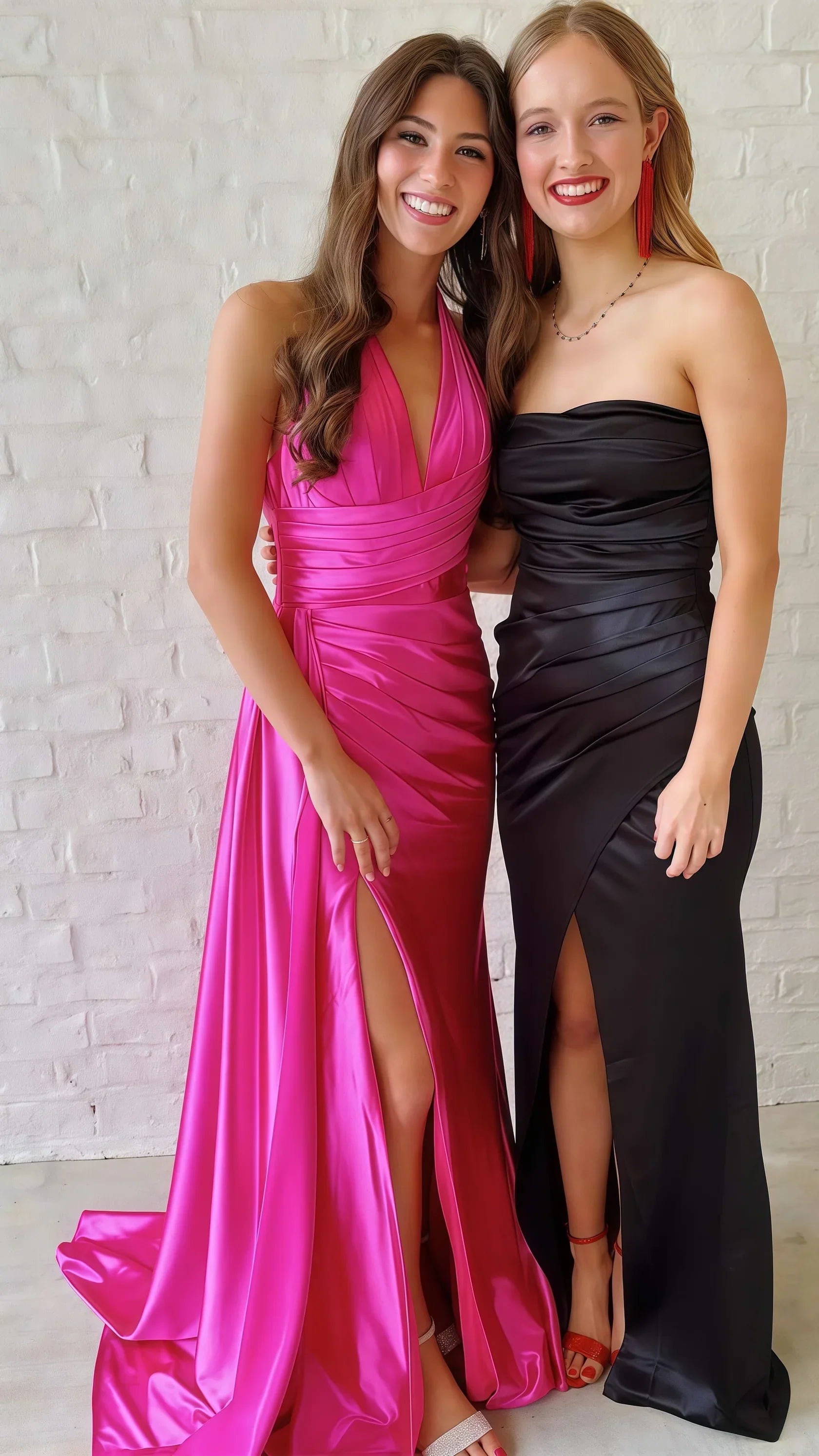 Halter V-neck Bodycon Prom Dresses