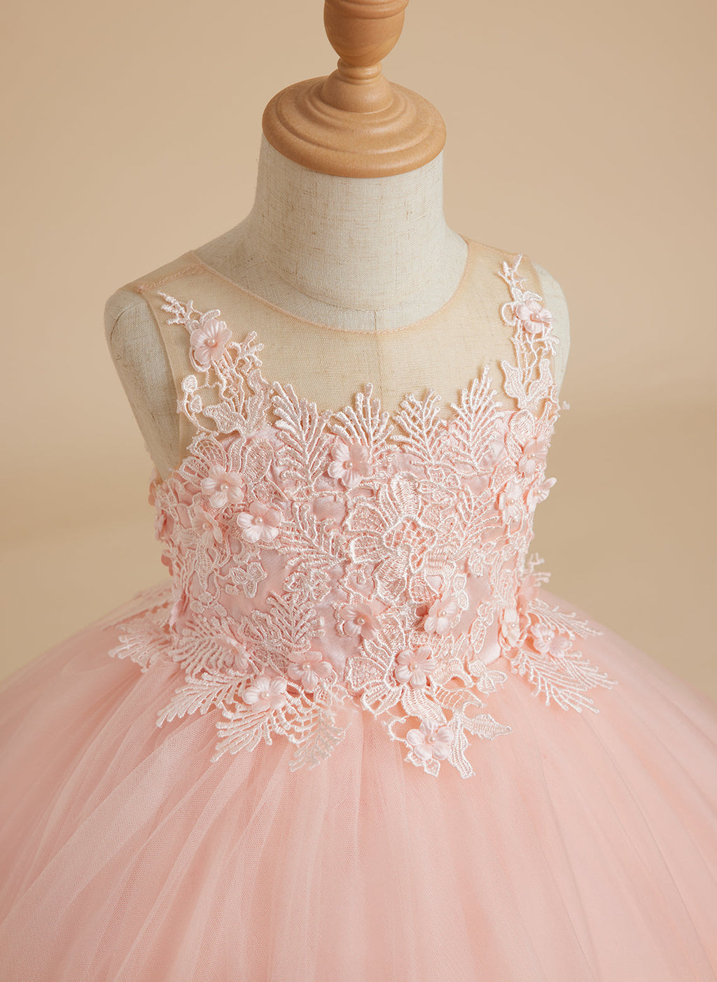 Princess Sleeveless Tulle Gown with Lace Appliques and Sweep Train for Girls