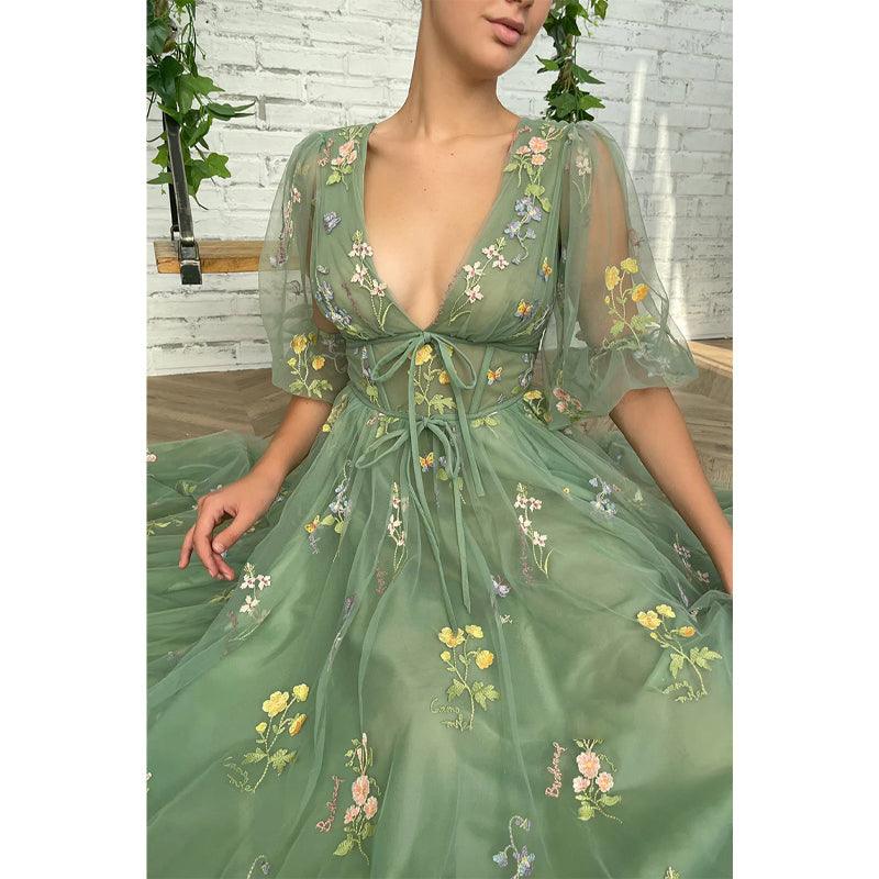 Sexy V-neck Half Sleeves Embroidery Lace Prom Dress with Pockets