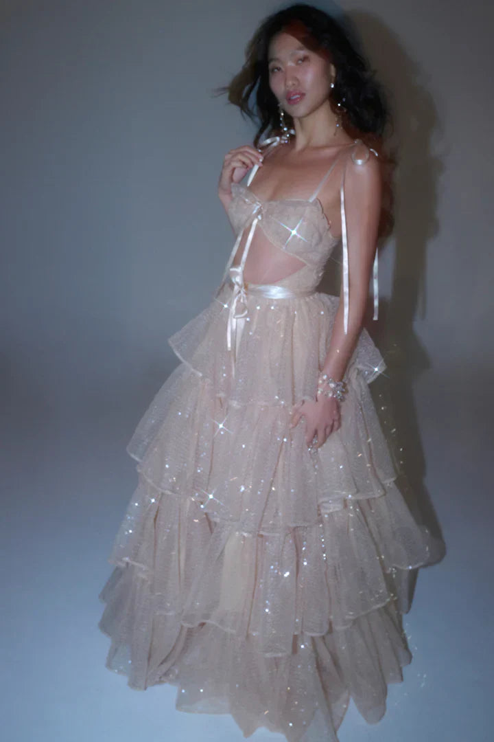 Charming Suspender ties Straps Backless Hollow waist design Prom Dresses