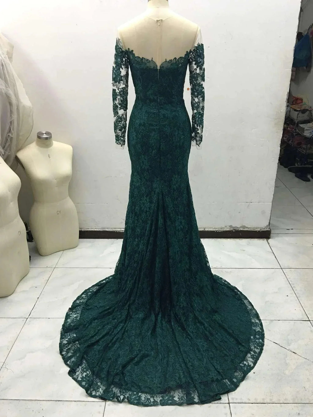 Dark Green Prom Dresses Long Sleeve Lace Sheath Evening Gown