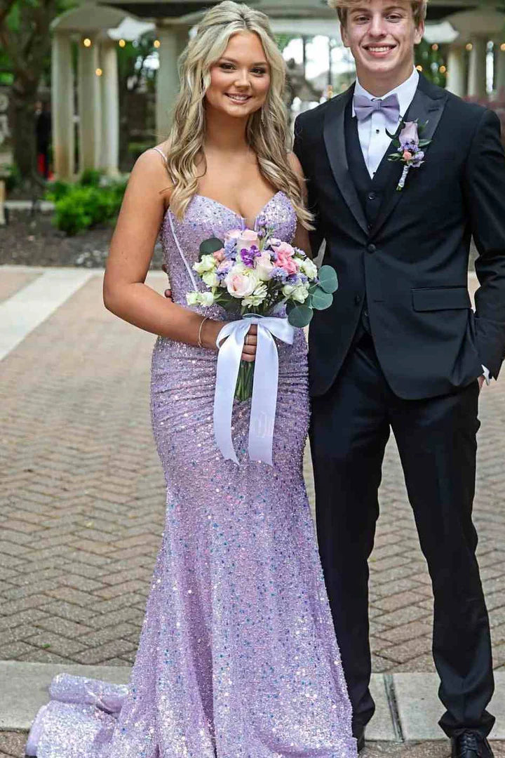 Elegant Lilac Spaghetti Straps V-Neck Sequined Pleats Mermaid Prom Dress