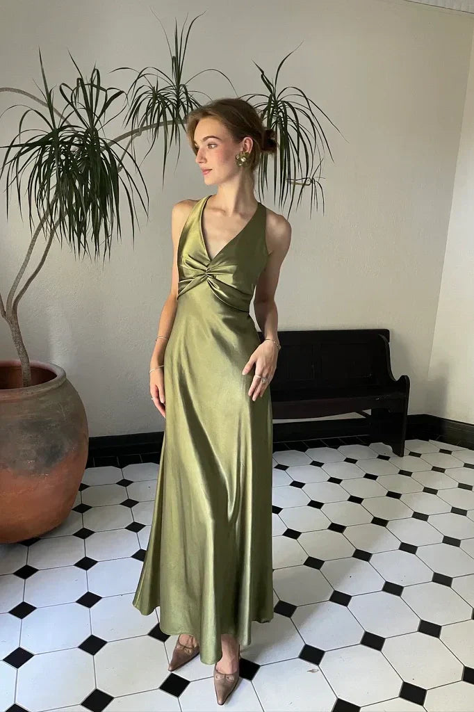 Trendy Sheath Halter Neck  Long Party Dress with Open Back Bowknot