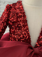 Sequin Deep V-Neck Tulle Knee-length Festive Holiday & Christmas Party Dress