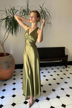 Trendy Sheath Halter Neck Purple Long Party Dress with Open Back Bowknot