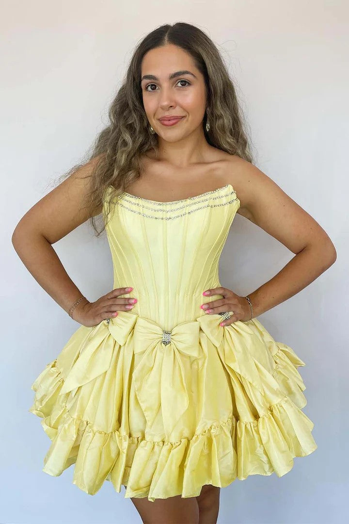 A-Line Strapless Short Homecoming Dress with Bow