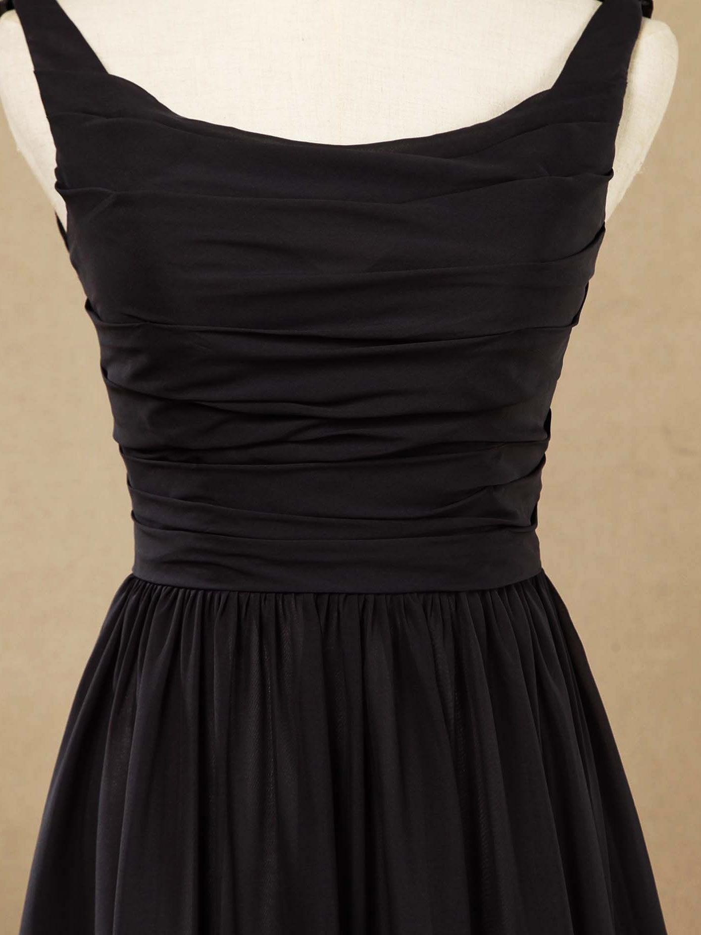 A-Line Scoop Neck Floor Length Chiffon Bridesmaid Dress Cowl Back with Ruching Pleats