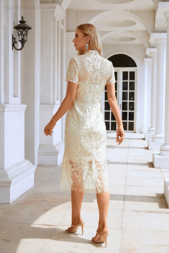 Ladies embroidery short-sleeved Chinese style short evening dress party wedding shopping evening dress 28105