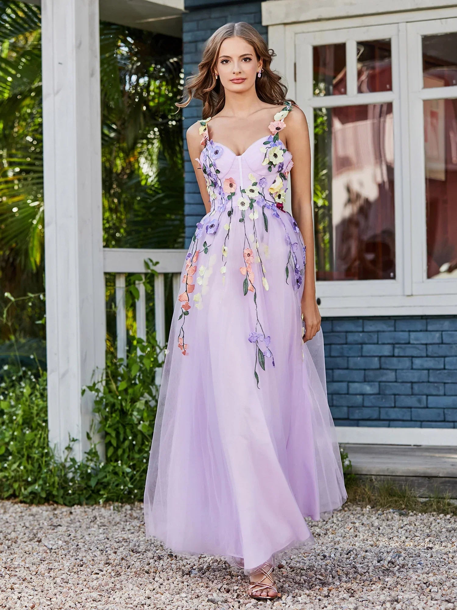 Lavender Tulle Maxi Prom Dresses with Spaghetti Strap 3D Floral Applique V Neck Bodice for Prom and Garden Wedding