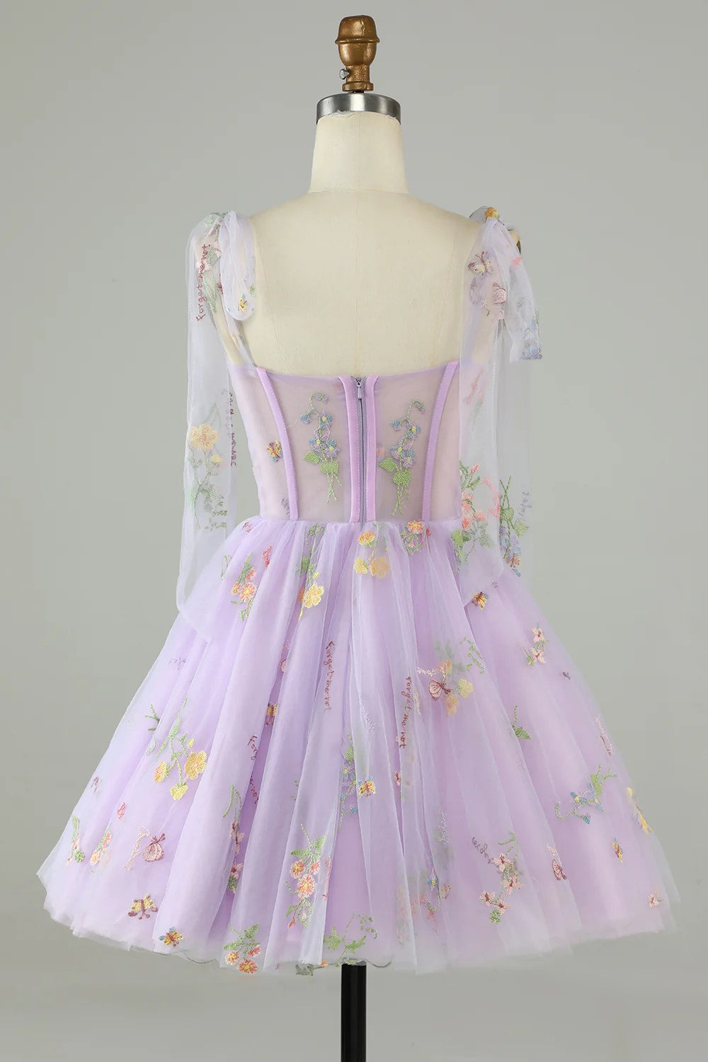 Lavender Tulle Short Prom Dress Homecoming Dress with Embroidery