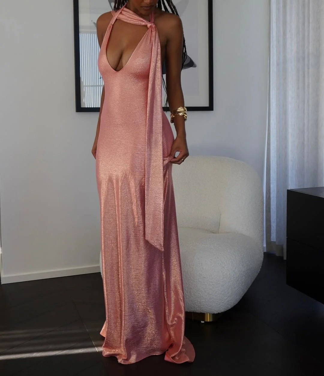 Luxury Prom Dresses with Metallic Fabric Halter Neck and Open Back