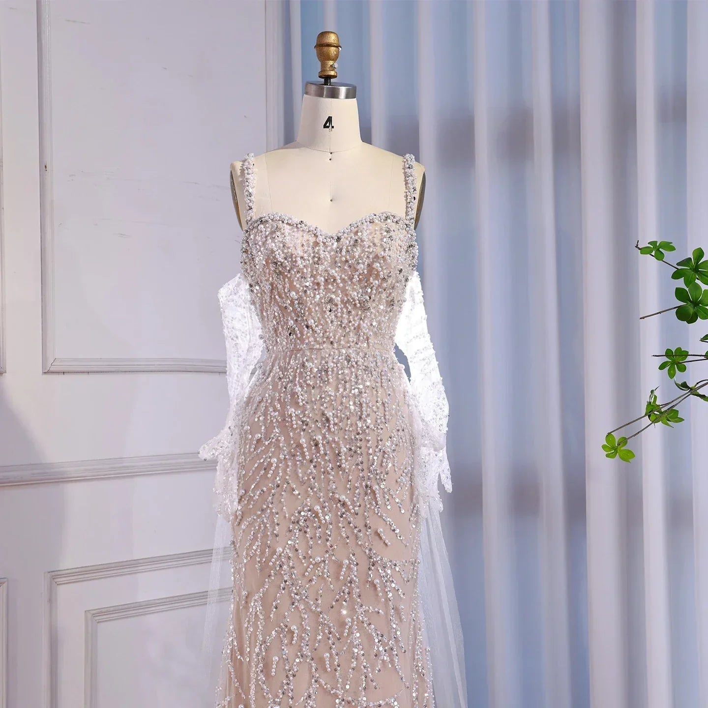 Luxury Lace Pearls Mermaid Evening Dress With Glove White Nude