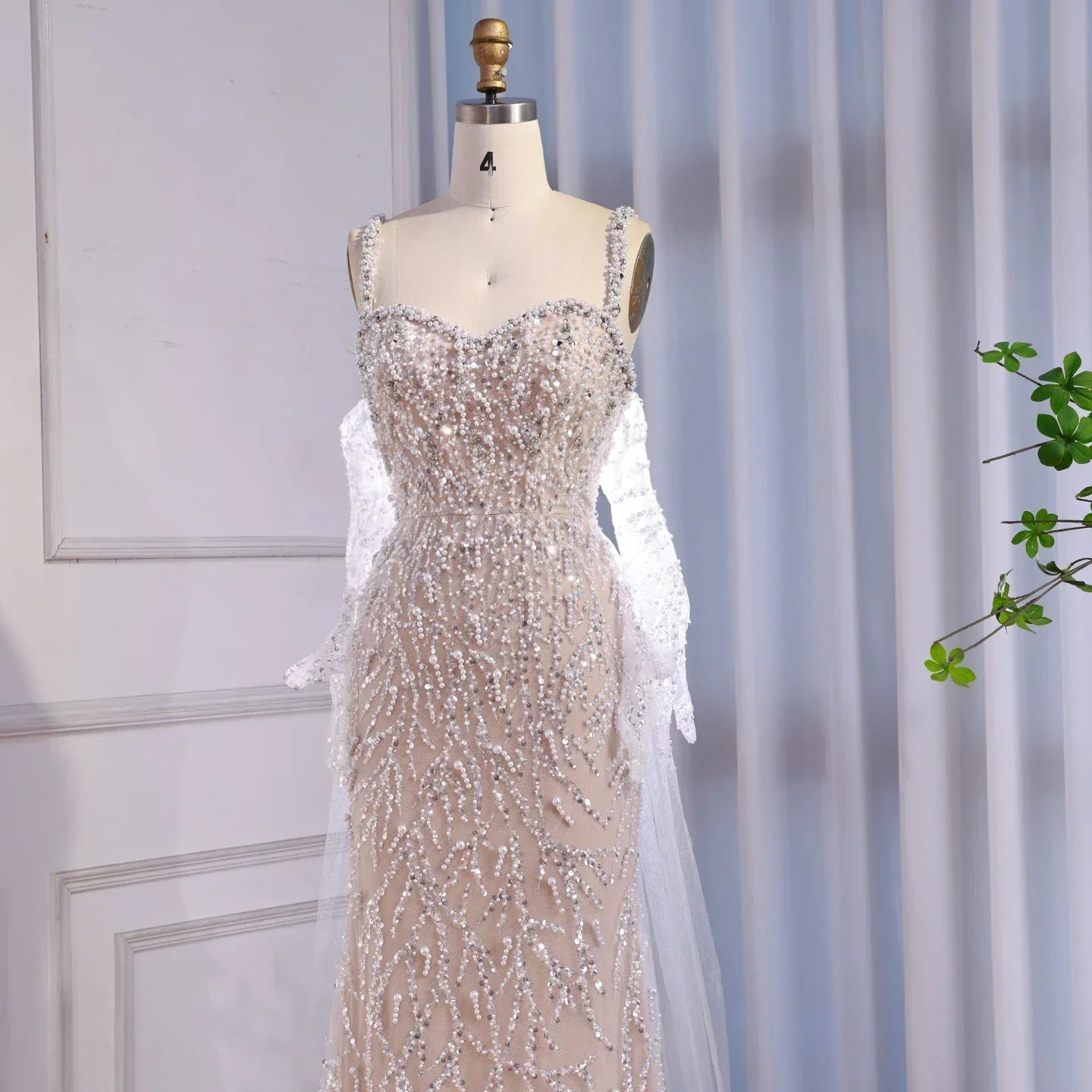 Luxury Lace Pearls Mermaid Evening Dress With Glove White Nude