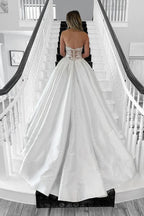 Satin Ball Gown Sweetheart Vintage Wedding Dresses With Lace Appliques