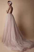 Spaghetti Strap Deep V Neck Beach Wedding Dresses With Applique