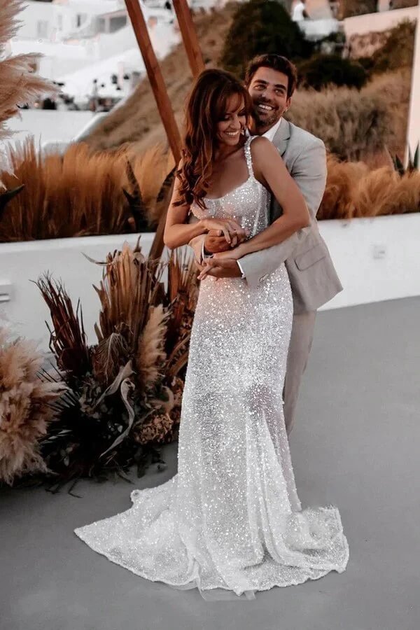 Sparkly A-line Scoop Neck Spaghetti Straps Beach Wedding Dresses