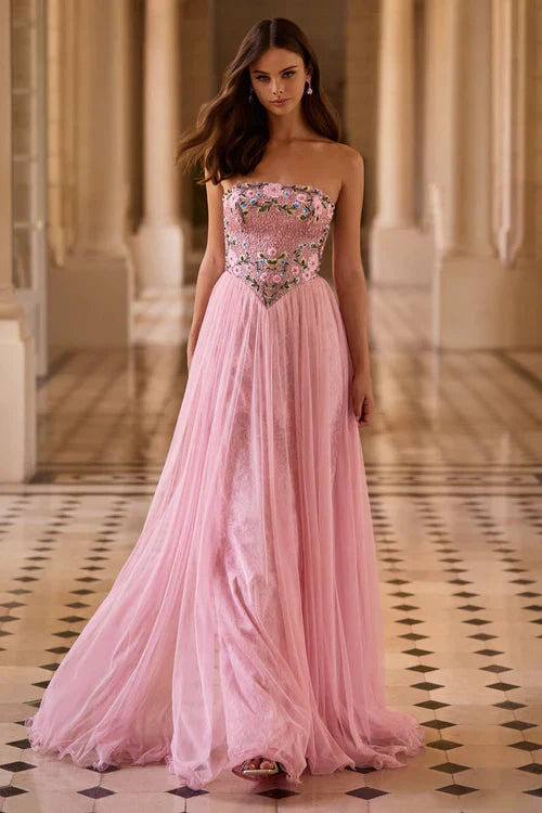 Strapless Sweetheart 3D Floral Appliqué Lace Lined Tulle A Line Chapel Train Prom Dresses