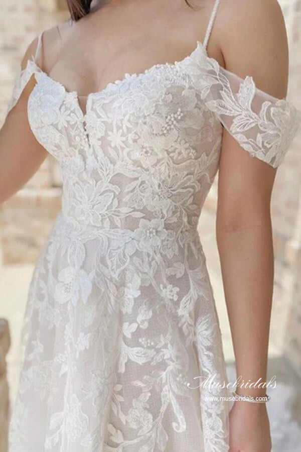 Tulle A-line Cold-Shoulder Wedding Dresses With Lace Appliques