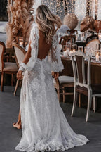 Tulle Sheath V-neck Beaded Lace Appliques Long Sleeve Wedding Dress