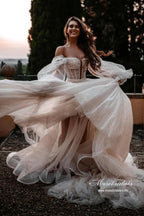 Tulle A-line Sweetheart Lace Long Sleeves Chapel Train Wedding Dresses