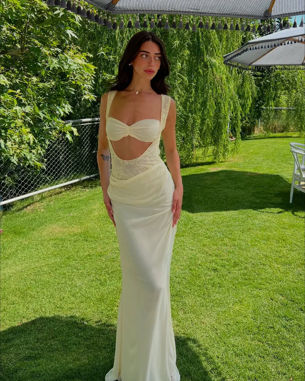 Unique Beige Sleeveless Lace Pleated Mermaid Prom Dress