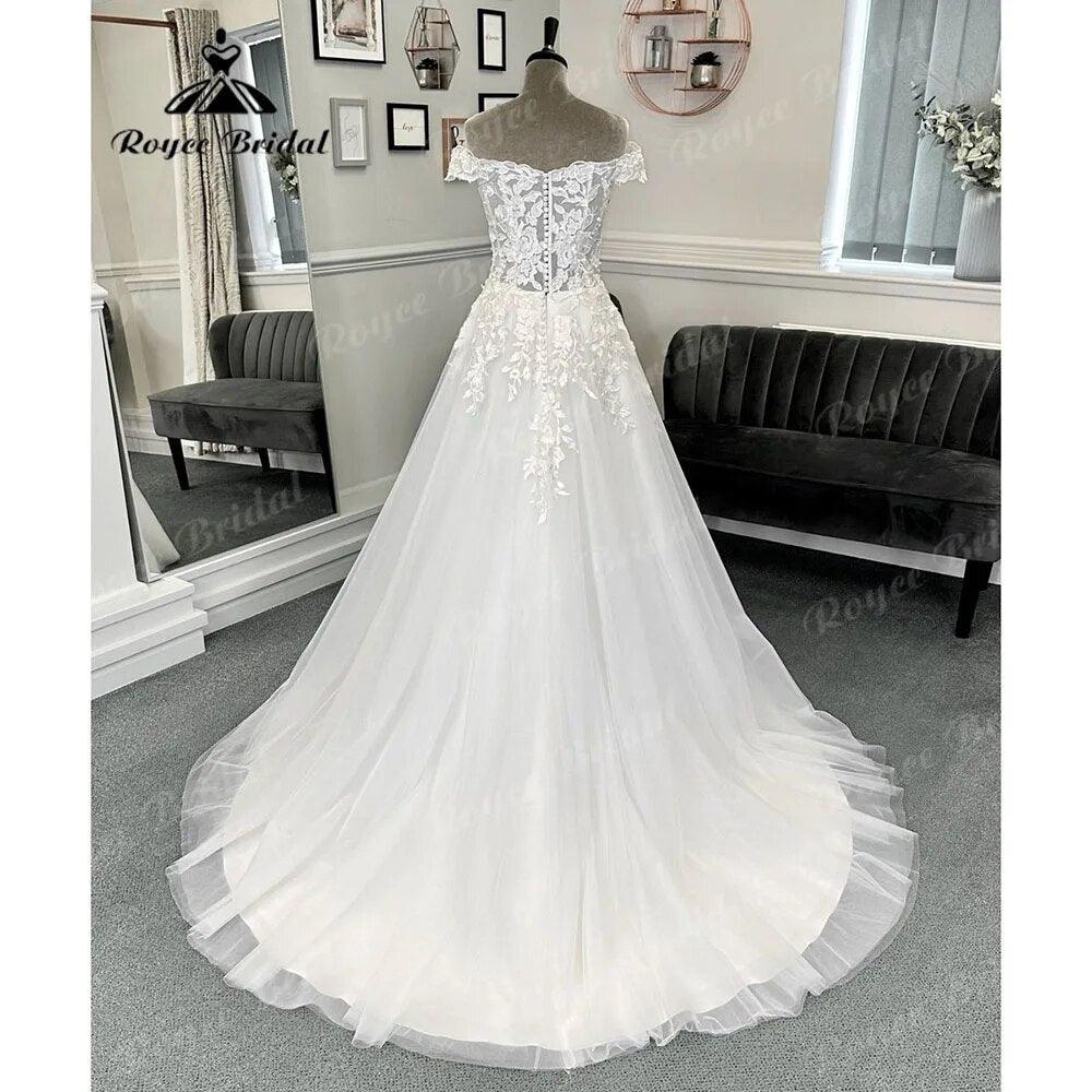 Vinatge Off Shoulder Lace A Line Wedding Dress for Women  V Neck Short Cap Sleeve Bridal Gown Sweep Train Vestido Novia Sexy