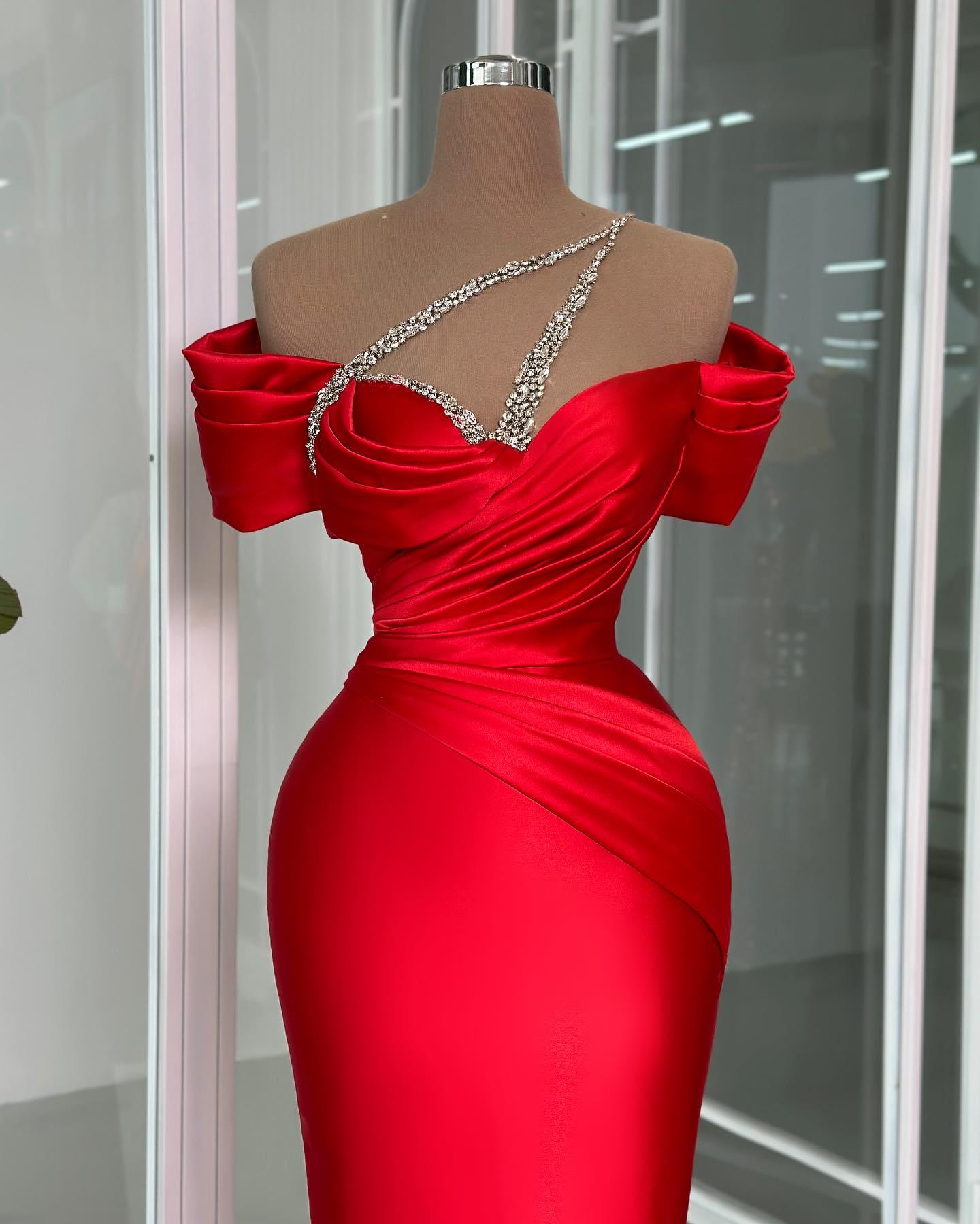 Vintage Column Off-the-shoulder Short Sleeve Beading Satin Prom Dresses