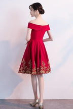 A-line Off The Shoulder Homecoming Dresses With Lace Applique
