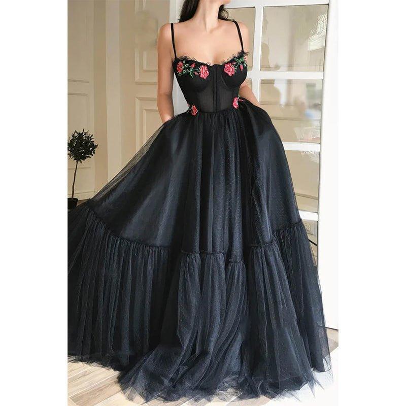 A-line Sweetheart Embroidery Black Tulle Long Prom Dress with Pockets Formal Evening Gowns