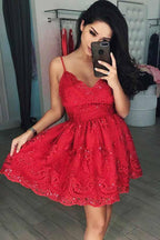 A-Line V-Neck Short Tulle Homecoming Dress with Appliques Beading