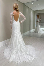 Amazing Column Lace Long Sleeve Wedding Dresses With Appliques