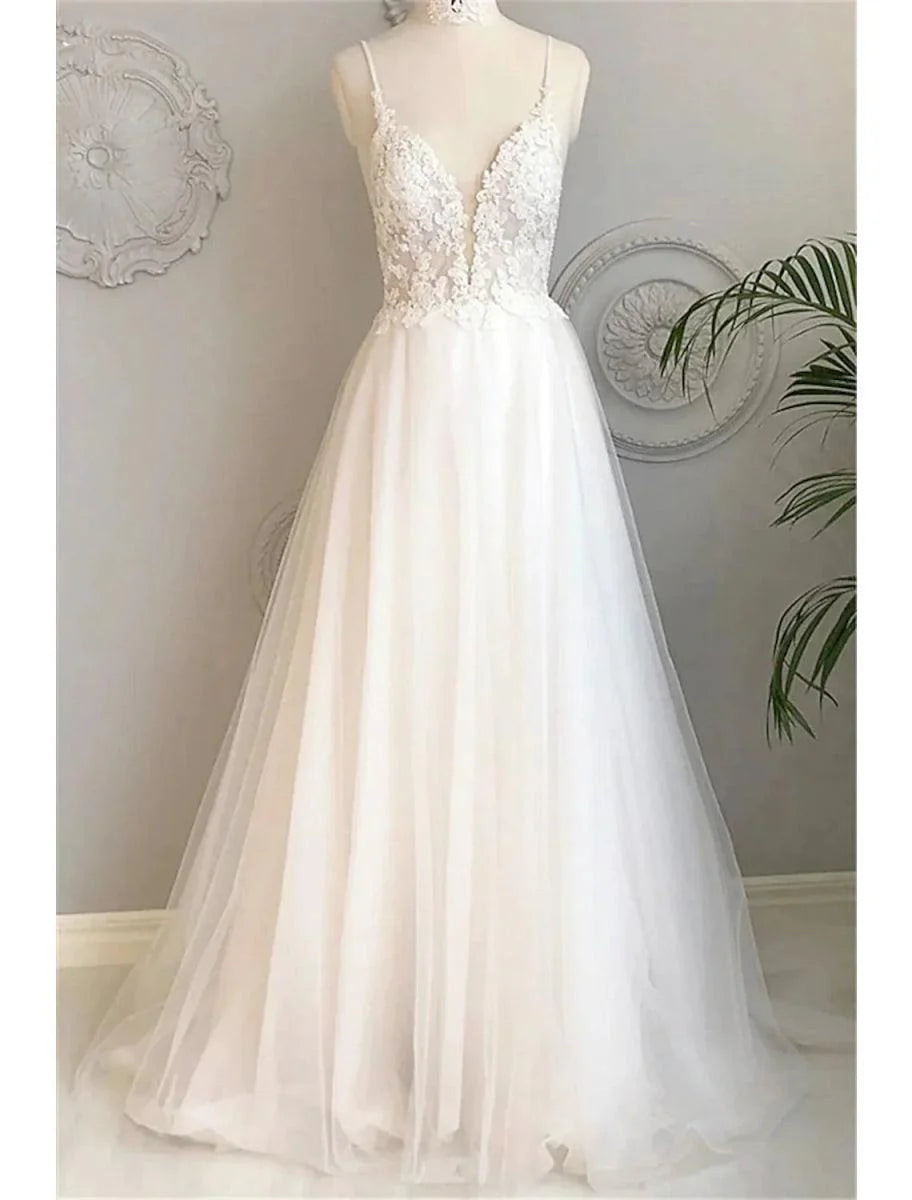 Beach Wedding Dresses Court Train A-Line Sleeveless Spaghetti Strap Lace With Buttons Appliques