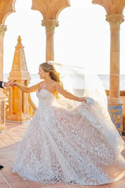 Beautiful A-Line Long Sleeveless Wedding Dresses With Lace