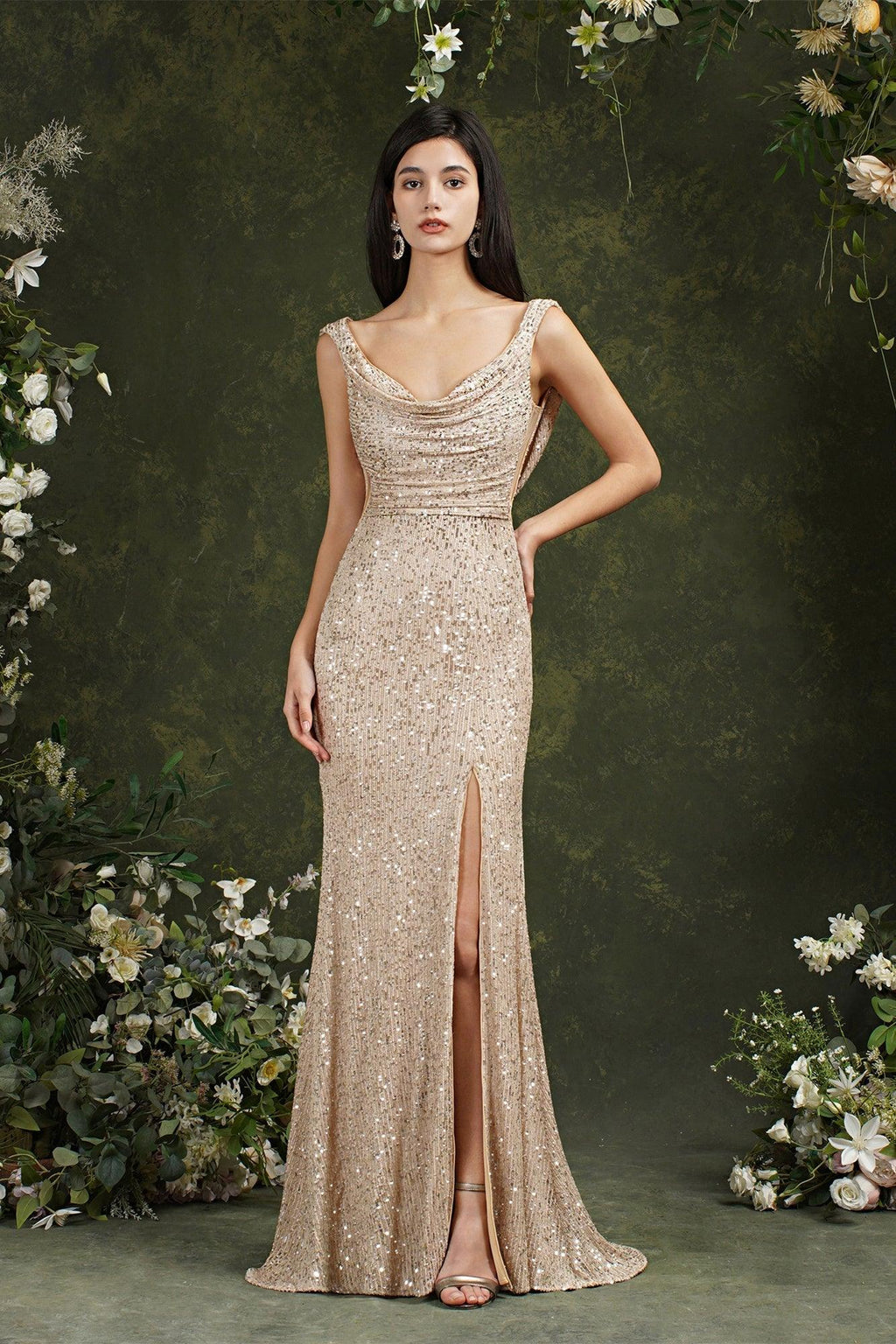 Brilliant Scoop Neck Sequins Backless Mermaid Bridesmaid/Prom Dress With Side Slit