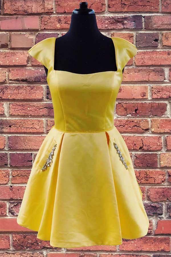 Cap Sleeves Short Homecoming Dress with Lace Up Back