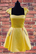 Cap Sleeves Short Homecoming Dress with Lace Up Back