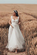 Charming Long  A-line Tulle Sleeveless Wedding Dress with Lace