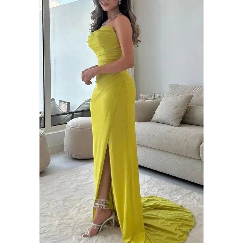 Chic & Elegant Off-Shoulder Sleeveless Ruched Slit Prom Dress