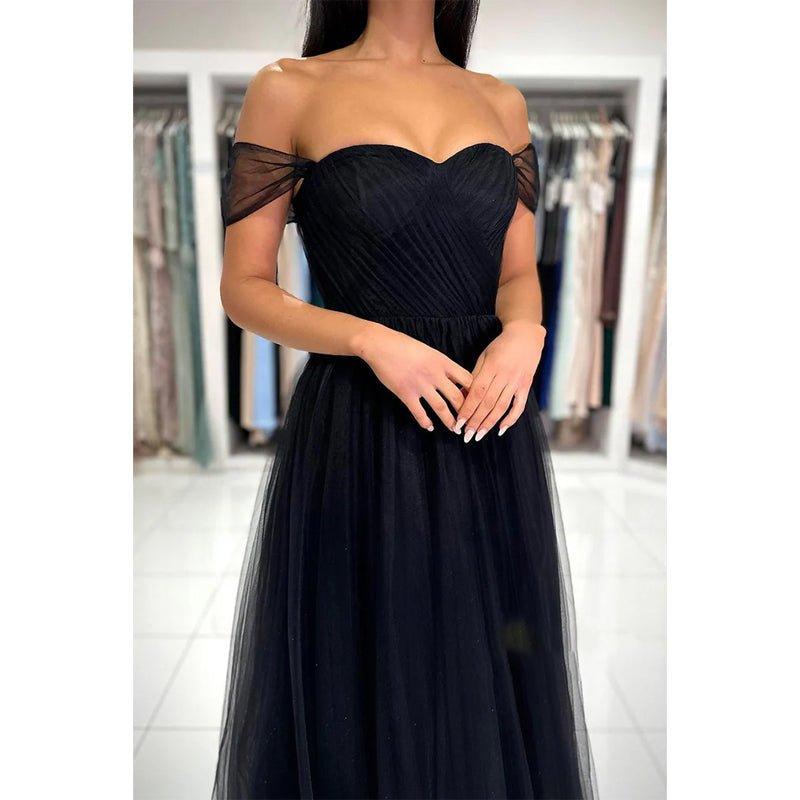 Chic & Modern A-line Off-shoulder Straps Black Tulle Long Prom Dress