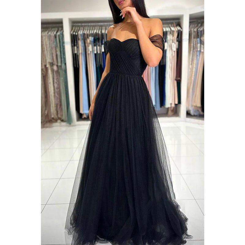 Chic & Modern A-line Off-shoulder Straps Black Tulle Long Prom Dress