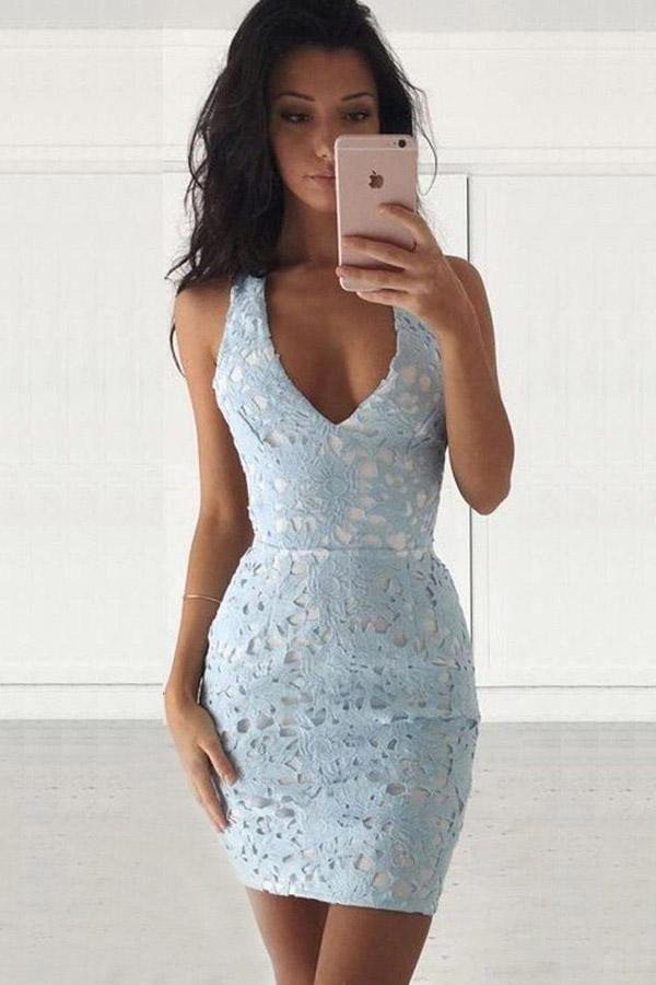 Deep V-Neck Sleevelss Short Light Lace Homecoming Dress