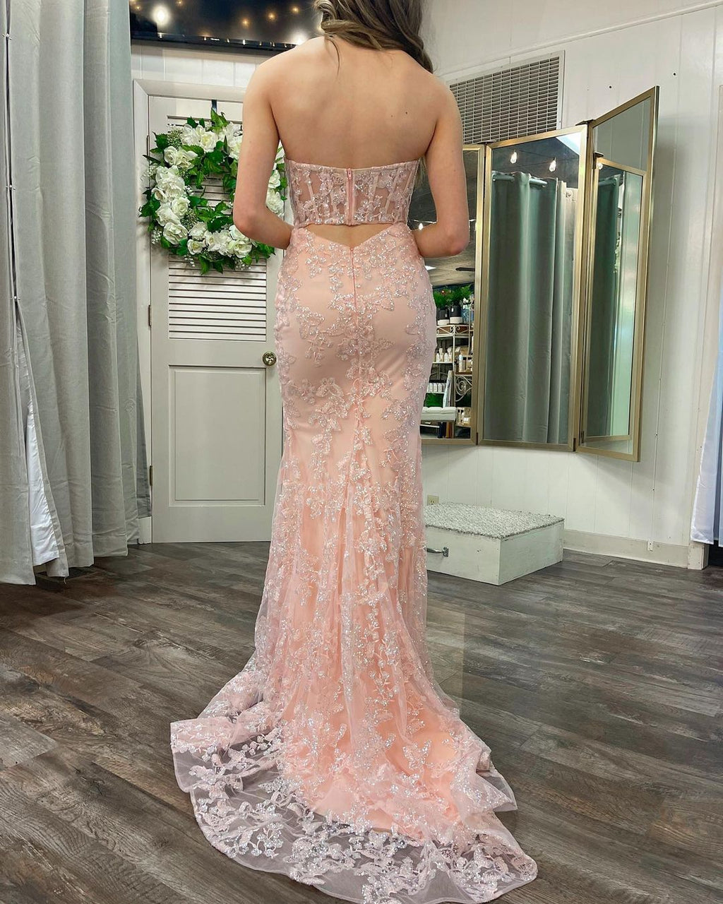 Mermaid Sweetheart Sequined Lace Long Prom Dress