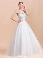 Gorgeous Halter Rhinstones Wedding DressTulle Lace Appliques Aline Bridal Gown